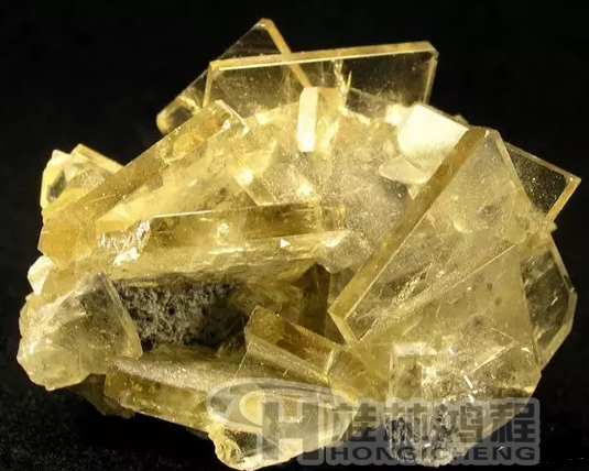 超微細(xì)重晶石磨粉機(jī)，重晶石粉碎機(jī)，重晶石磨粉設(shè)備