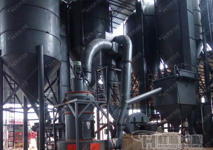 桂林鴻程新型磨粉設(shè)備，螢石雷蒙機(jī),螢石雷蒙磨,80-800目螢石雷蒙磨粉機(jī)：HCQ系列改進(jìn)型磨粉機(jī)HCQ1500