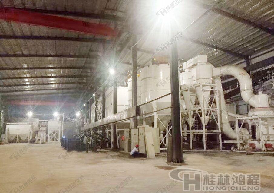 滑石粉，滑石粉碎設(shè)備，磨粉設(shè)備，磨粉機(jī)，雷蒙機(jī)